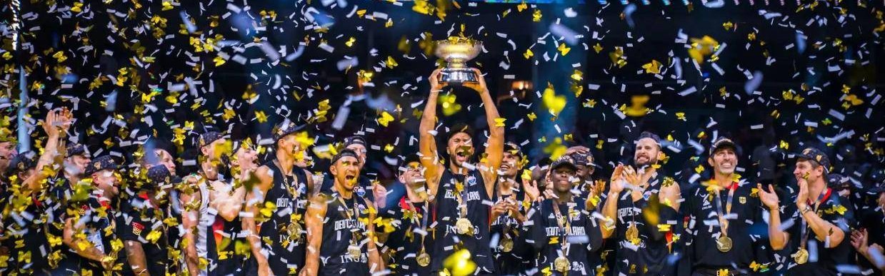 德国连拿世界杯+欧洲杯冠军 黄金一代创多项纪录