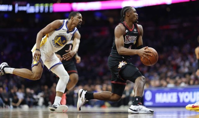 埃奇库姆补篮绝杀马克西35分 76人胜勇士