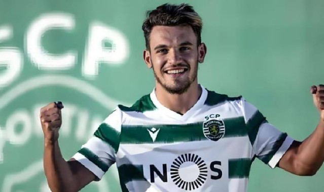 新帅还没正式接手国安俱乐部，重量级强援就提前转会到队亮相，曾是欧冠豪门队长