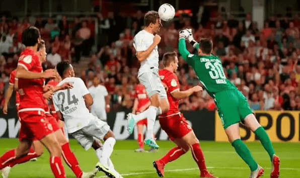 周六 012    德甲 弗赖堡vs汉堡