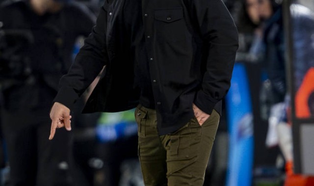 欧冠女足德比惨败！皇马女足主帅坦言：与巴萨存在真实差距，球队心理防线亟待加强