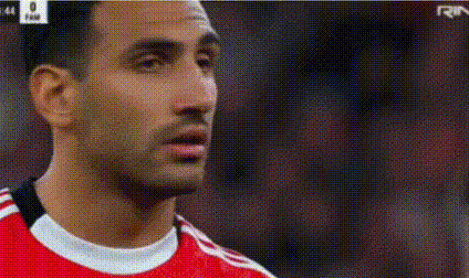 62岁穆帅绝望：斩4连胜+开季15轮一场没输 蓦然回首发现差榜首8分