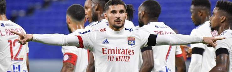 巴塞尔主场强势，维拉欧冠黑马，两队争夺小组前二。