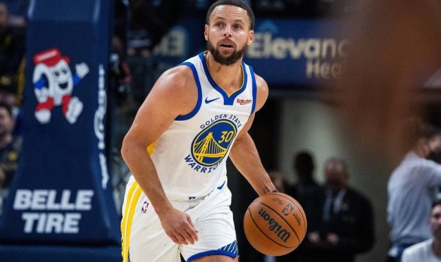 两场比赛10失误！下半场仅6分库里进入疲劳期？