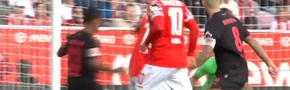 随着拜仁2-1多特，七连胜领跑，勒沃库森4-3，德甲最新积分榜出炉