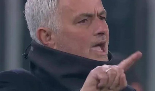 一场2-1！让穆帅有望争二：本菲卡追平葡体，下周欧冠决战皇马