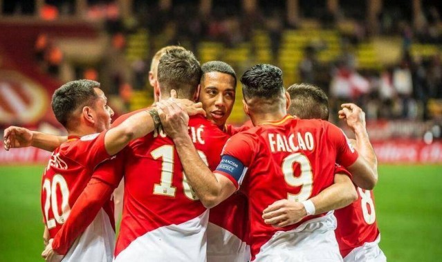 摩纳哥VS热刺！法甲劲旅主场争生机，英超豪门冲小组榜首