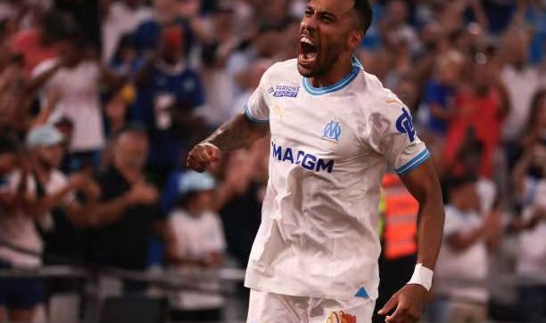 曼联弃将成为法甲红人+马赛3-0晋级法国杯8强—赛后主帅盛赞