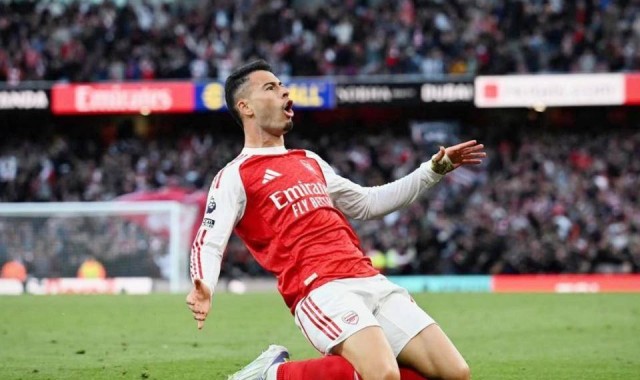 阿森纳4线作战，能否复制曼城三冠王伟业？枪手比上赛季利物浦强吗