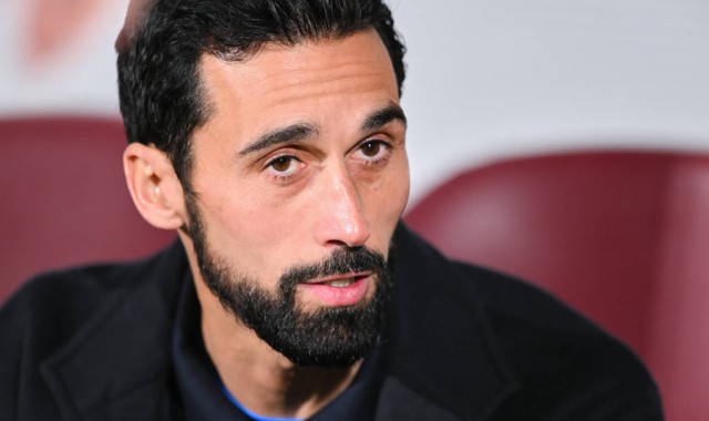 皇家马德里的未来之路：从杯赛失利到联赛与欧冠的双重希望